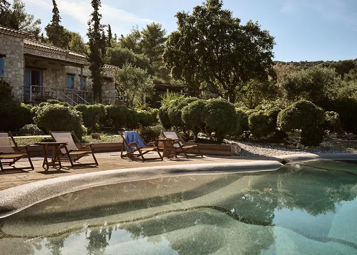 Strofilia Stone Residences Apartment