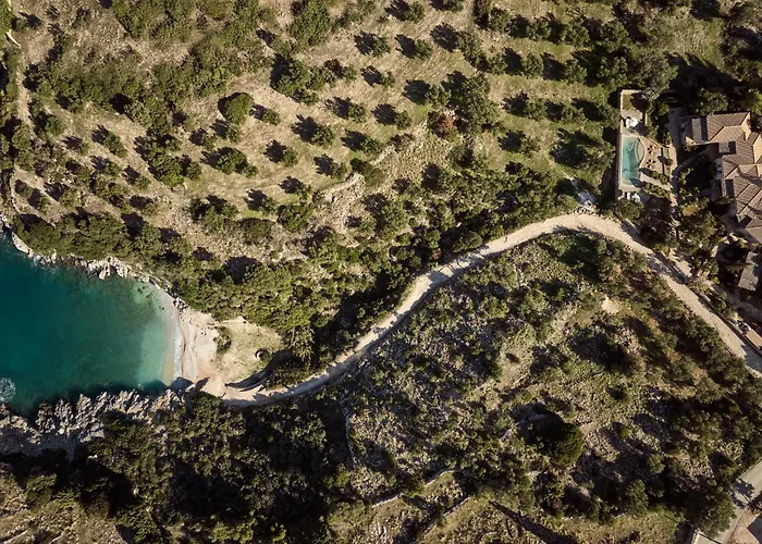 Strofilia Stone Residences Apartment *