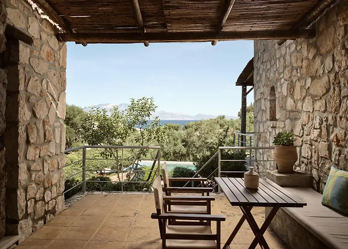 Strofilia Stone Residences Volímai