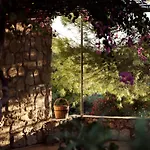 Apartment Strofilia Stone Residences