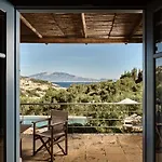 Apartment Strofilia Stone Residences *