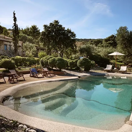 Strofilia Stone Residences Volimes