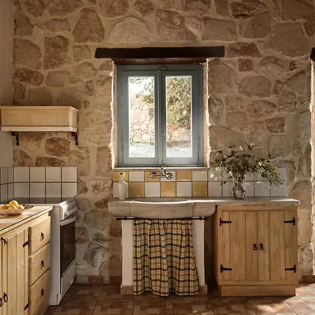 Strofilia Stone Residences