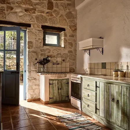 Strofilia Stone Residences Apartment Volimes